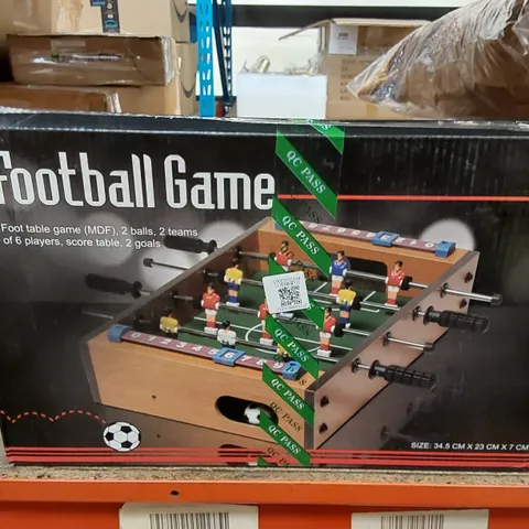 BOXED KEEN SO TABLE FOOTBALL SET - 34.5 X 23 X 7CM (1 BOX)