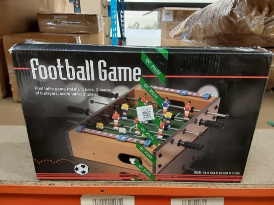 BOXED KEEN SO TABLE FOOTBALL SET - 34.5 X 23 X 7CM (1 BOX)