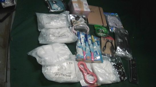 SMALL BOX OF ASSORTED ITEMS TO INCLUDE DISPOSABLE GLOVES, LED BOOK LIGHT, JAR OPENER