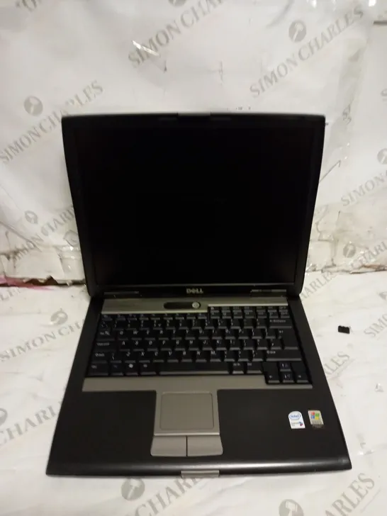 DELL LATITUDE D520 