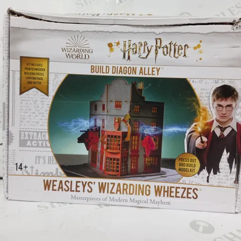 WIZARDING WORLD HARRY POTTER BUILD DIAGON ALLEY - WEASLEY'S WIZARDING WHEELS