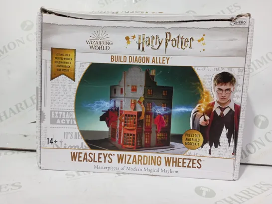 WIZARDING WORLD HARRY POTTER BUILD DIAGON ALLEY - WEASLEY'S WIZARDING WHEELS