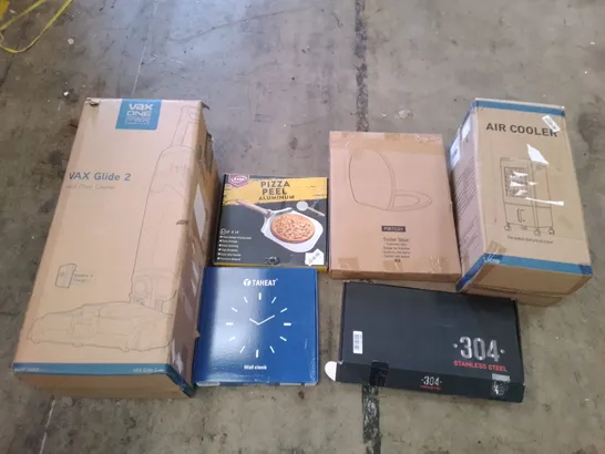 PALLET OF ASSORTED ITEMS INCLUDING TOILET SEAT, AIR COOLER, ALUMINIUM PIZZA PEEL, STAINLESS STEEL FAUCET, VAX ONE POWER CORDLESS VACUUM, WALL CLOCK