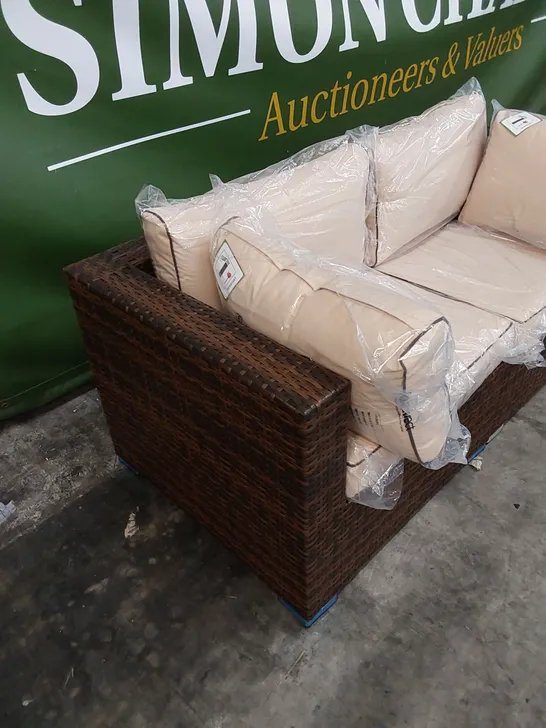 DESIGNER RATTAN GARDEN/PATIO SOFA IN CHOCOLATE MIX AND COFFEE CREAM COLOUR 