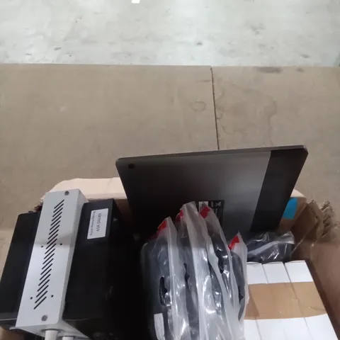 BOX OF ELECTRONICS INCLUDING AMPLIFIERS WACOM GRAPHICS TABLET AND VGA/AUDIO CABLES 