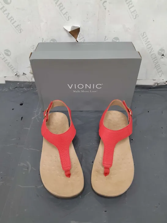 BOXED PAIR OF VIONIC RED SANDALS IN SIZE 7