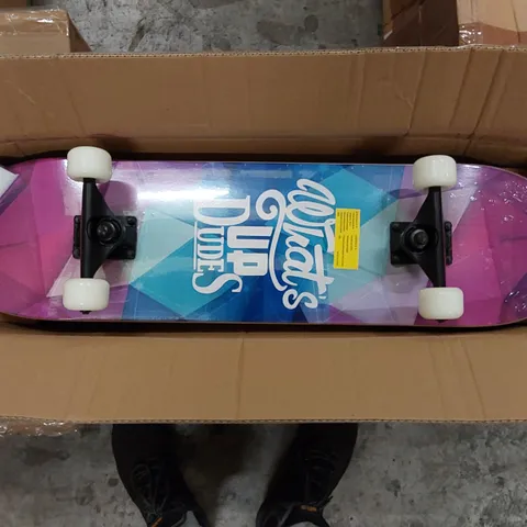 BRAND NEW BOXED SOLDOW 'WHAT'S UP DUDE' SKATEBOARD (1 BOX)