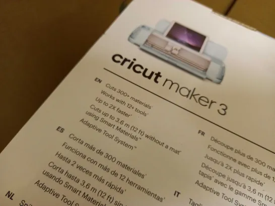 CRICUT MAKER 3 