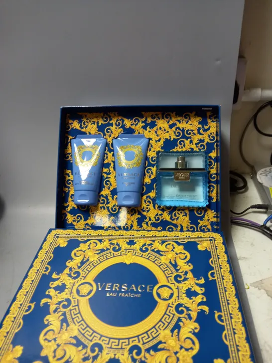 BOXED VERSACE EAU FRAICHE SET