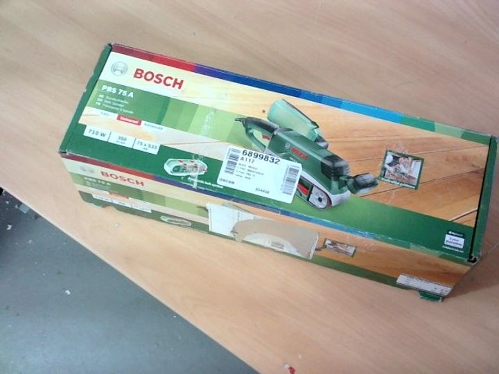 Lot 5125 BOSCH BELT SANDER PBS 75 A Simon Charles Auctioneers