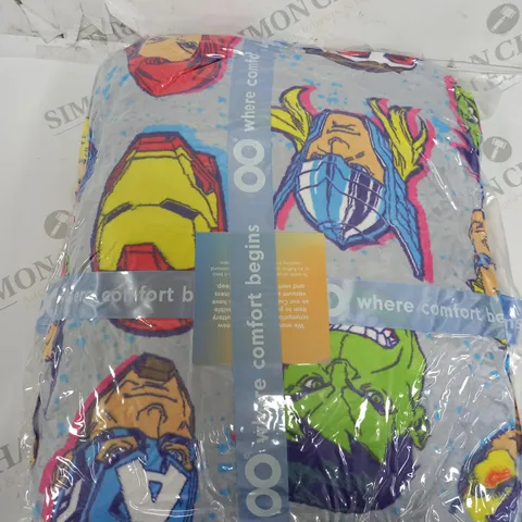 OODIE OVERSIZED WEARABLE COMIC BLANKET - SIZE NOT SPECIFIED 