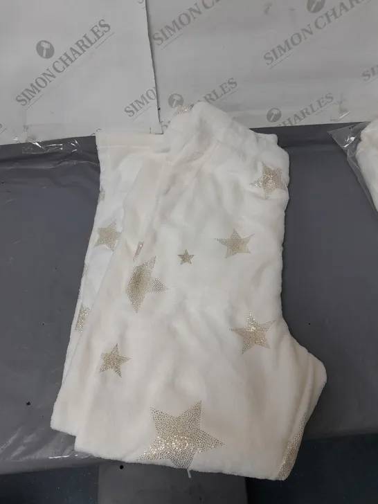 COZEE HOME LADIES FLEECE LOUNGEWEAR SET WHITE WITH GOLD STARS SIZE S