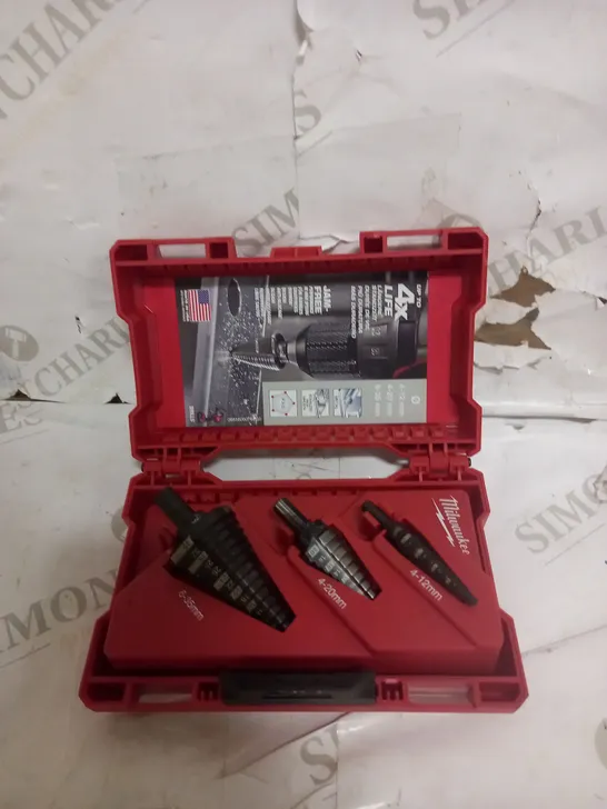 MILWAUKEE MW48899399 DRILL BIT SET