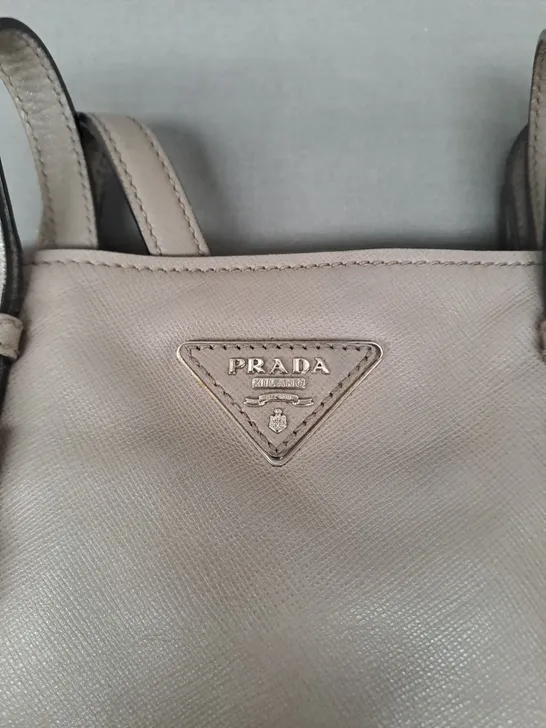 PRADA HANDBAG IN TAUPE GREY