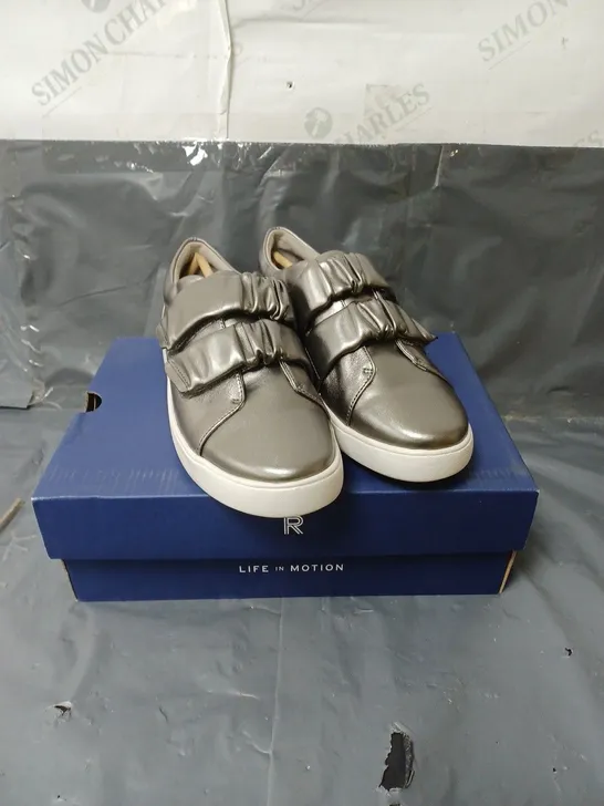 rockport truflex ladies Velcro fastening trainers silver size 4