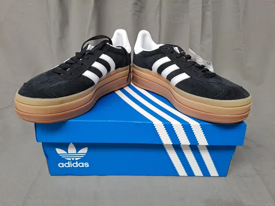 BOXED PAIR OF ADIDAS GAZELLE BOLD SHOES IN BLACK/WHITE UK SIZE 6