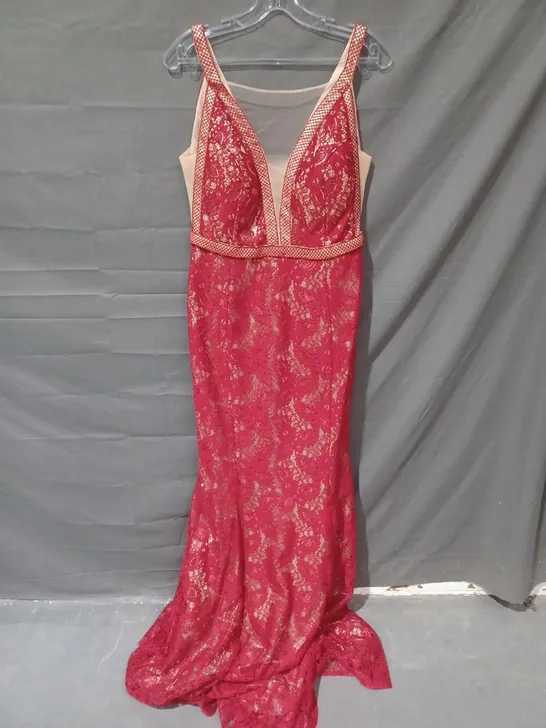 ENVIE FLORAL LACE BACK ZIP DRESS IN RED - SIZE 4