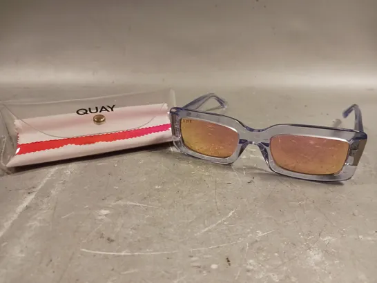 QUAY INDY CLEAR BLUE FRAME SUNGLASSES 