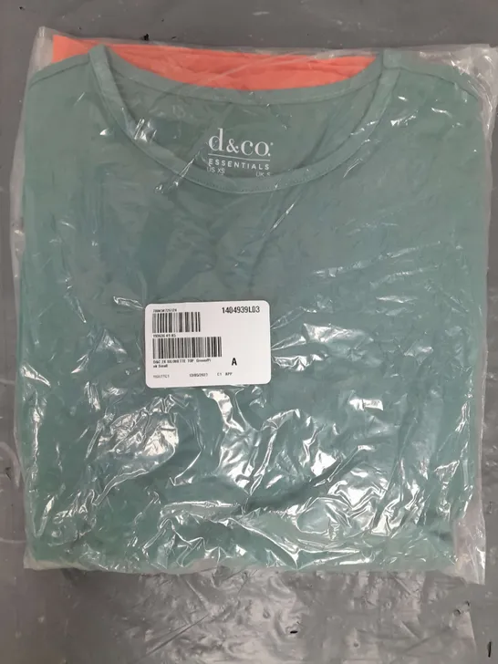 D & CO PACK OF 2 SILHOUETTE TOPS IN GREEN AND PINK SIZE SMALL