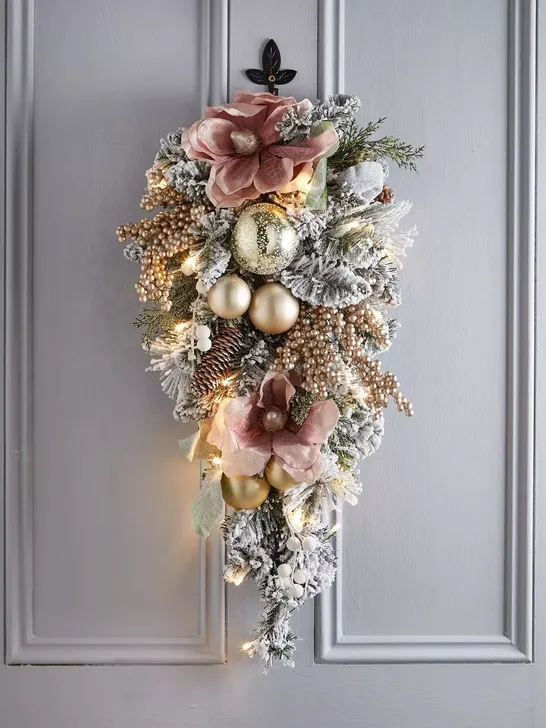 FROSTED ROSE PRE-LIT TEARDROP CHRISTMAS WREATH