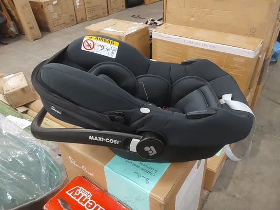 BOXED MAXI-COSI BABY CAR SEAT