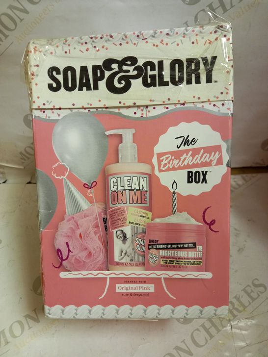 SOAP AND GLORY GIFT SETS