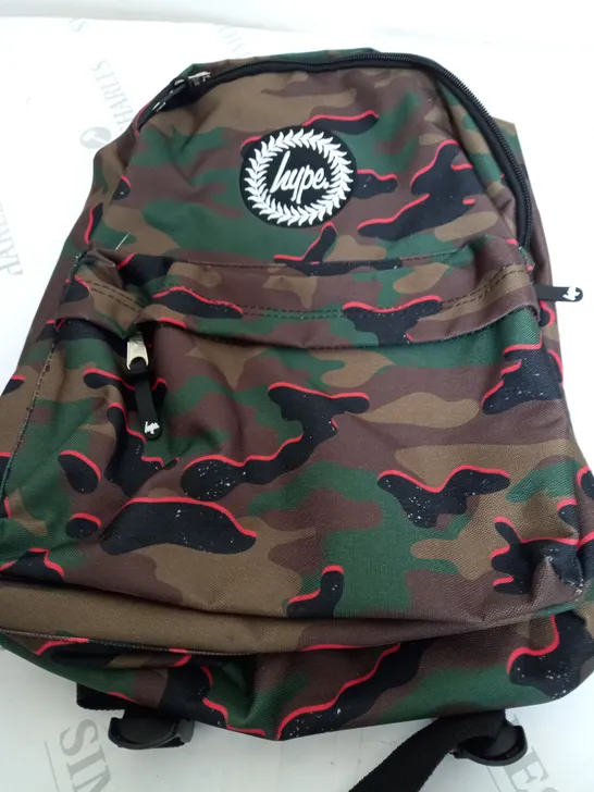 HYPE KHAKI/ORANGE POP CAMO BACKPACK