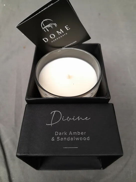 BOXED DOME HARROGATE DARK AMBER AND SANDALWOOD SCENTED CANDLE