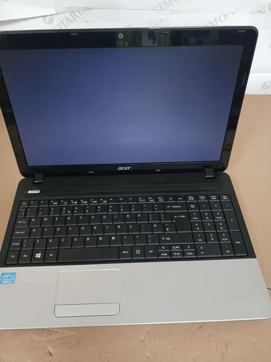 ACER TRAVELMATE P253	15 INCH	I3-3110M 2.40GHZ