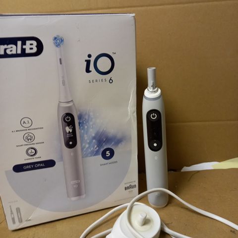 ORAL-B IO6 ELECTRIC TOOTHBRUSH