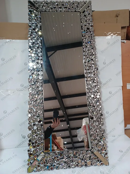 BOXED DECORATIVE WALL MIRROR - COLLECTION ONLY