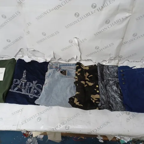 BOX OF ASSORTED CLOTHING ITEMS TO INCLUDE JEANS, LEGGINGS, CARGO TROUSERS ETC 