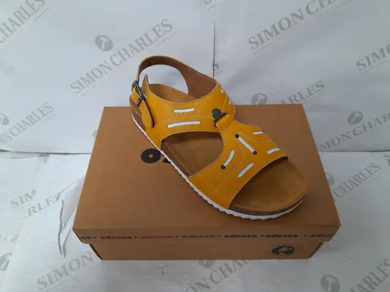 ADESSO LEATHER BROGAN SUNFLOWER SANDAL IN MUSTARD 