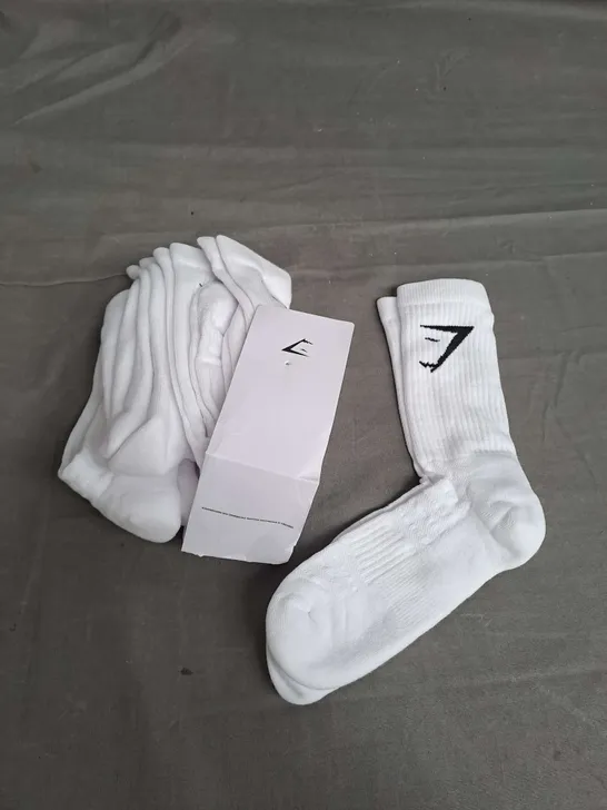 GYMSHARK 5PCK CREW SOCKS IN WHITE SIZE M