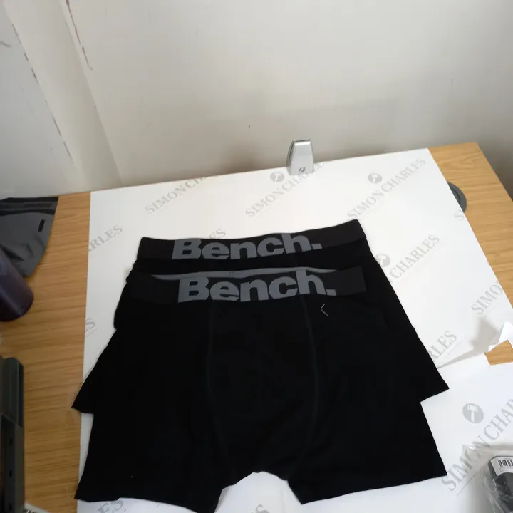 clothing items socks, boxers, jumpers etc 4525665Simon Charles Auctioneers