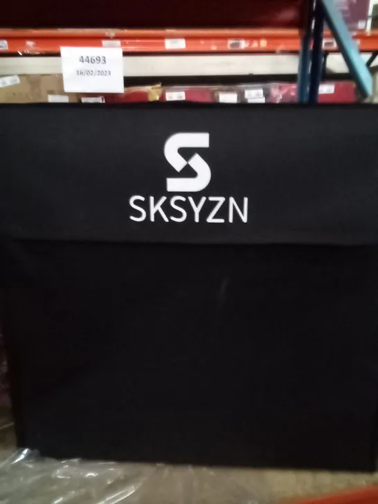 SKSYZN PHOTO BOX WITH AC/DC ADAPTER 