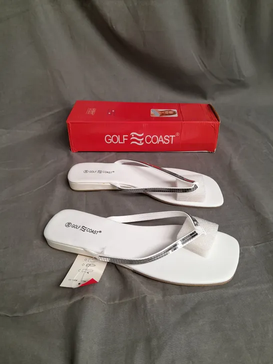 PALLET OF GOLF COAST SANDALS IN VARIOUS COLOURS AND SIZES