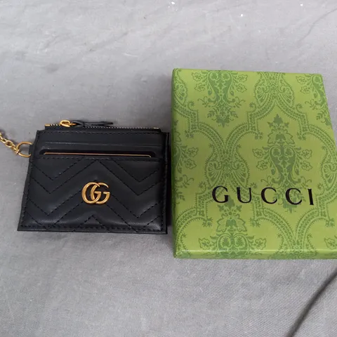 BOXED GUCCI ZIP UP CARD WALLET IN BLACK