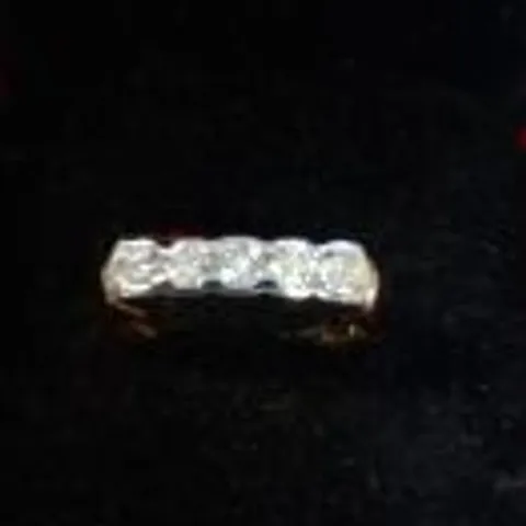 18CT GOLD FIVE STONE RING SET WITH NATURAL DIAMONDS