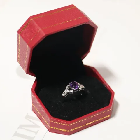 9CT WHITE GOLD AMETHYST AND DIAMOND DRESS RING 