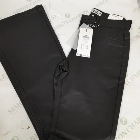 ONLY BLUSH FLARED MID WAIST PANTS IN BLACK - L/32