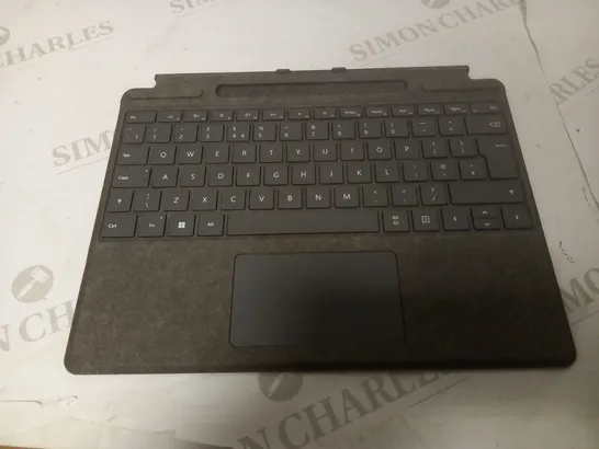 MICROSOFT SURFACE PRO SIGNATURE TYPE KEYBOARD COVER FOR SURFACE PRO 8 AND SURFACE PRO X, PLATINUM