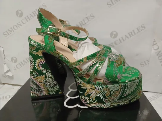 PAIR OF KOI DESIGNER VEGAN DYNASTY GREEN PLATFORM STRAPPY HEELS - SIZE 6