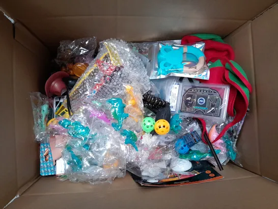 MEDIUM BOX OF ASSORTED TOYS AND GAMES TO INCLUDE STRESS BALL, TRIVIA GAME AND CARD TRAINING GAMES