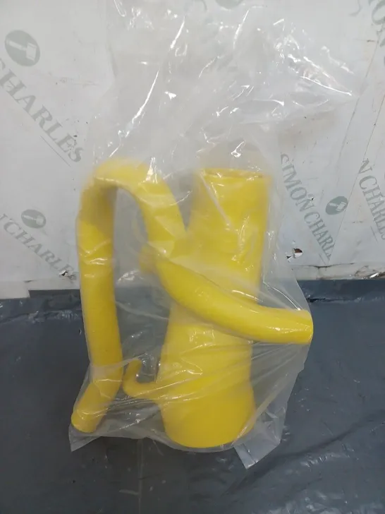 YELLOW BOOST INTER COOLER HOSE 