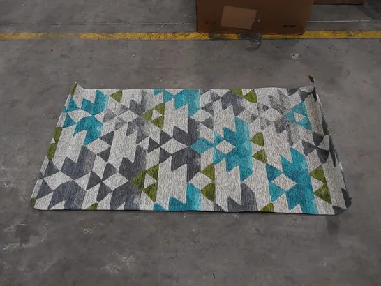 SMART HALI BEIGE/AQUA RUG // SIZE: 80 X 150cm