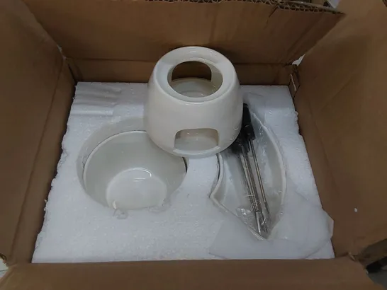 BOXED CERAMIC FONDUE SET