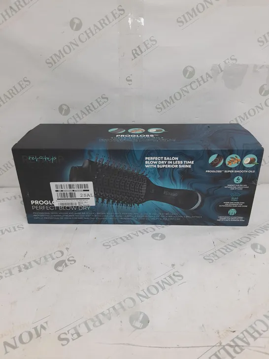 BOXED REVAMP PROGLOSS PERFECT BLOW DRY VOLUME HAIRBRUSH