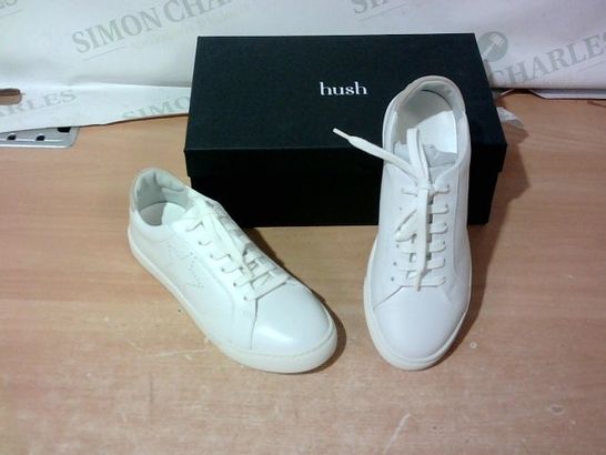 BOXED PAIR OF HUSH TRAINERS SIZE 39