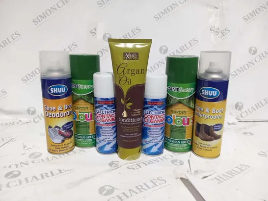 APPROXIMATELY 45 ASSORTED AREOSOLS AND CREAMS TO INCLUDE; SHUU SHOE AND BOOT DEODORANT, PAINT FACTORY GARDEN COLOURS, RAPIDE CONTACT CLEANER AND XHC ARGAN OIL CONDITIONER